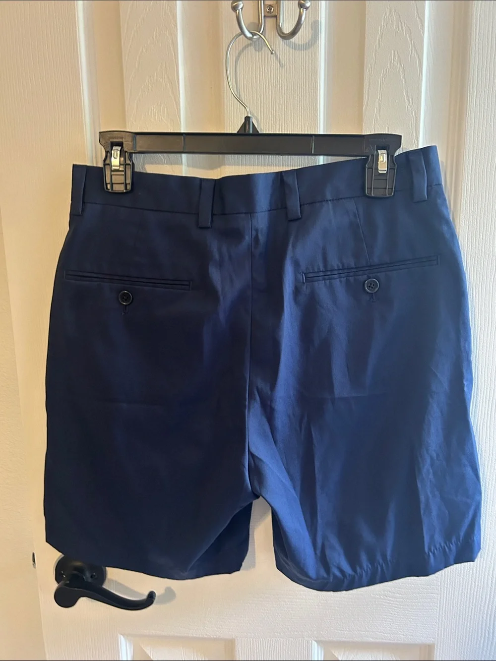 Brooks Brothers classic flat